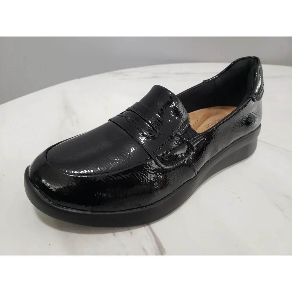 NEW NO BOX SIZE 6 CLARKS Ellowyn Penny Loafer Shoes Black Crinkle Patent LEATHER
